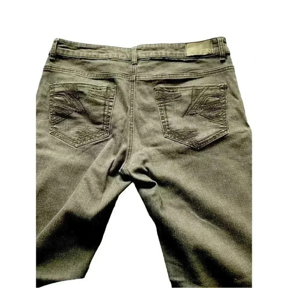 Foxy hi rise, Sophie boot cut, dark  black wash jeans, 31 by 32 - Picture 3 of 7